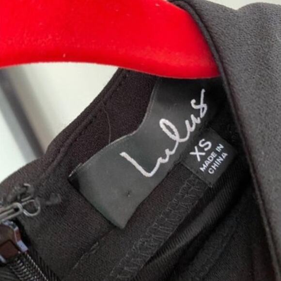 Lulu’s keep on dancing black long maxi evening dress size XS - Picture 2 of 6